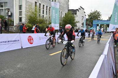 石臺縣隆重舉辦體育賽事活動，點燃全民運(yùn)動熱潮